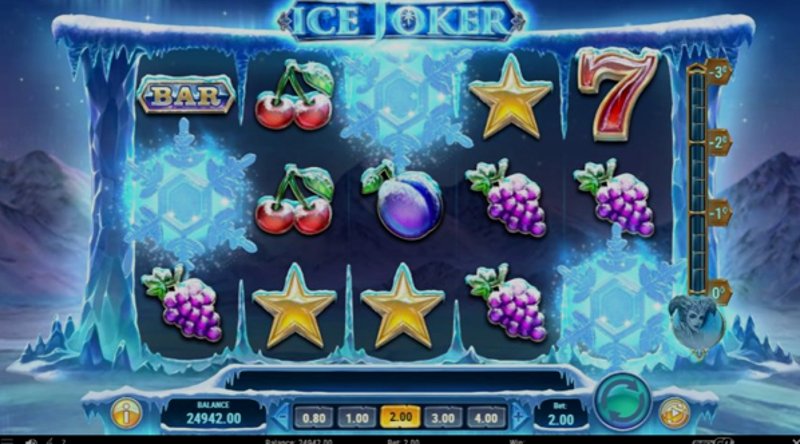 Играть Ice Joker от Playn Go в казино 1Win