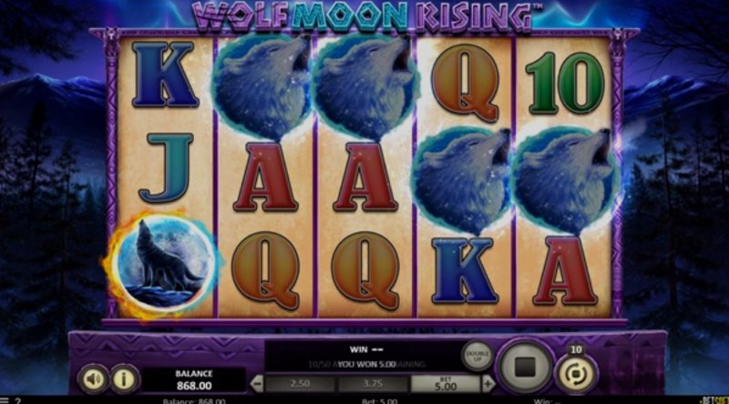 Играть Wolf Moon от Cq9 в казино 1Win